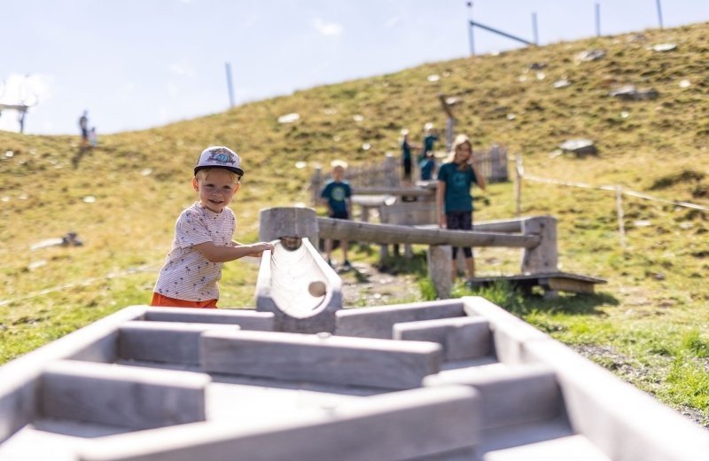 Kröndlwurm waterspelen en knikkerbaan